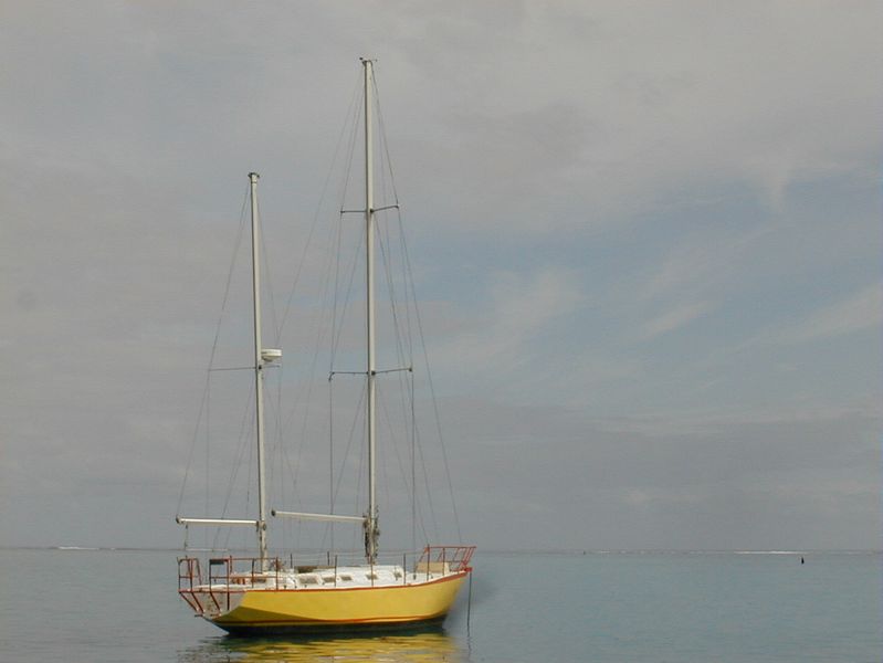 moorea_sailboat.jpg, 30 kB